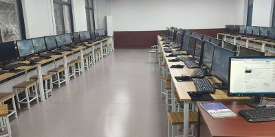学校机房