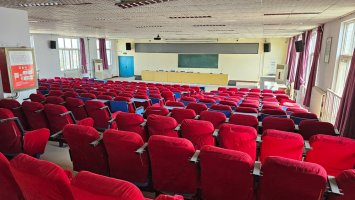 学校会议室